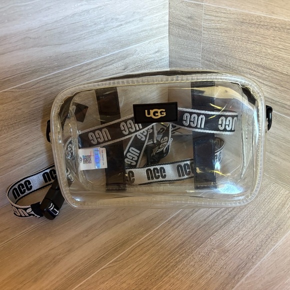UGG Janey II Transparent Boot | UGG Belt Bag Crossbody - Picture 7 of 13